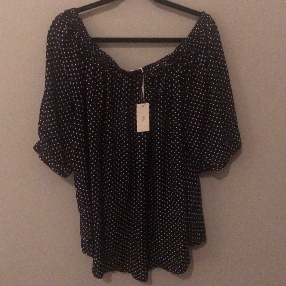 Off the shoulder stars and polka dot top